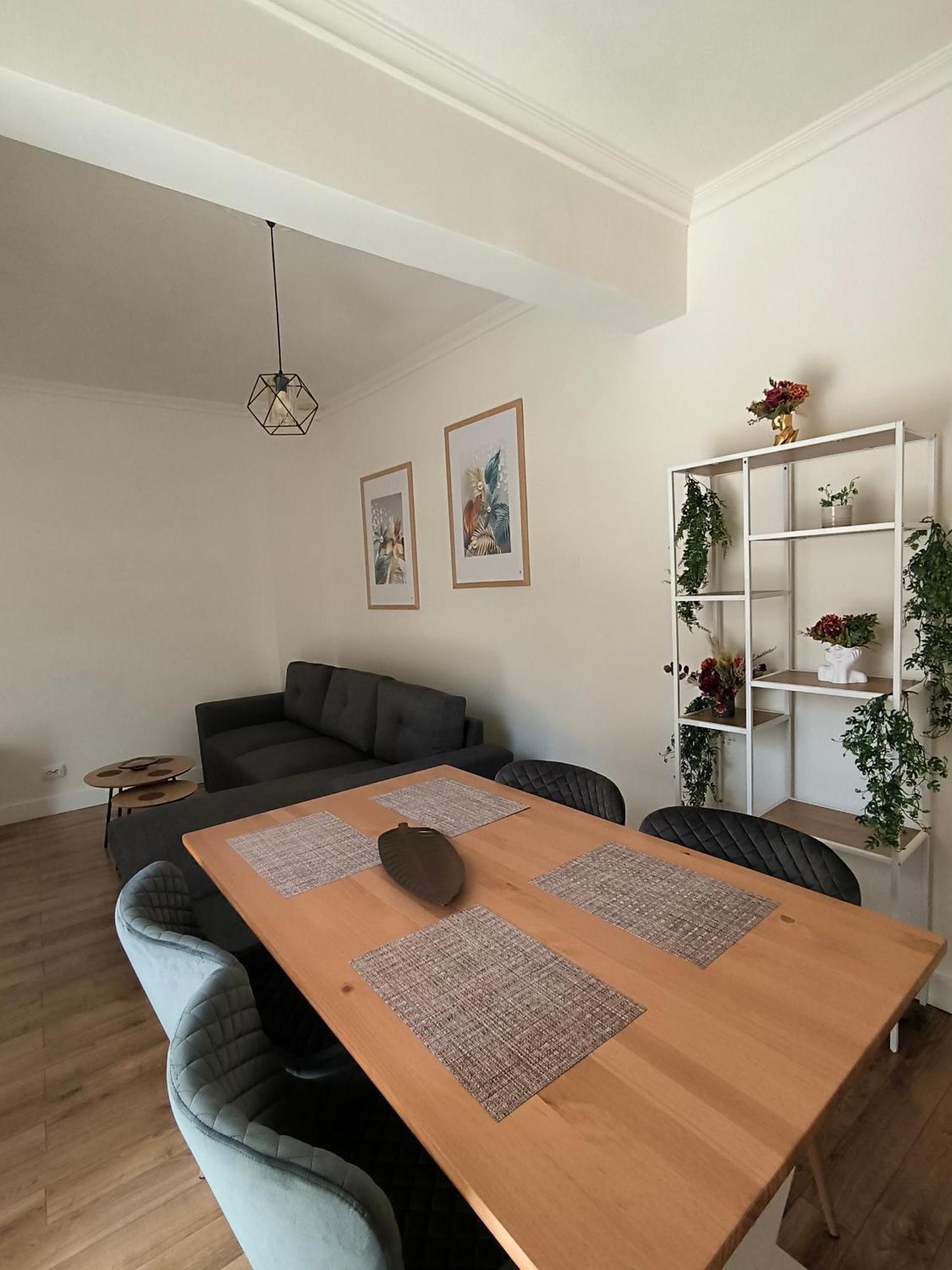 Port View, Veranda, 80 Sqm, Spacious Place For 6 테살로니키 외부 사진