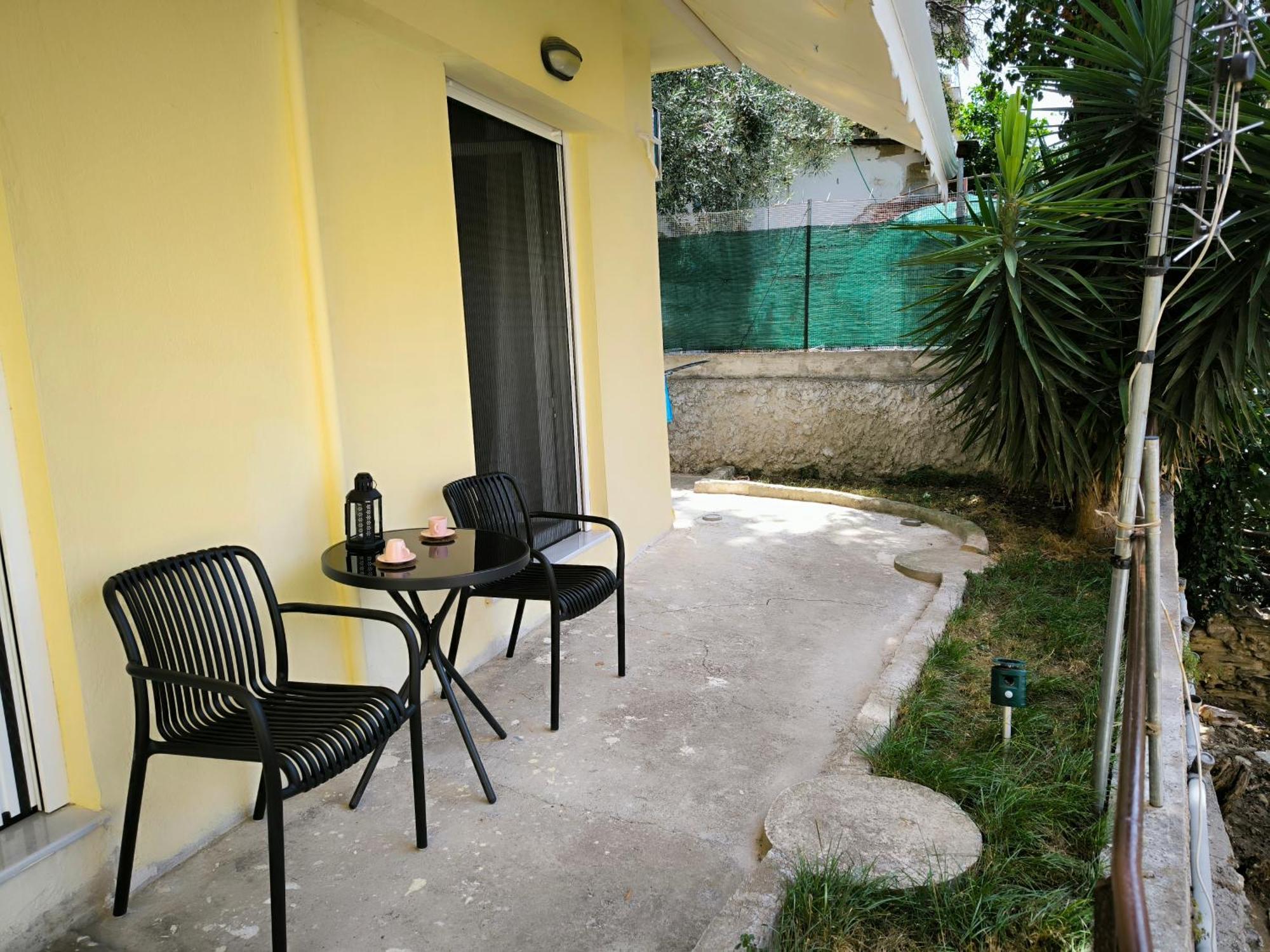 Port View, Veranda, 80 Sqm, Spacious Place For 6 테살로니키 외부 사진